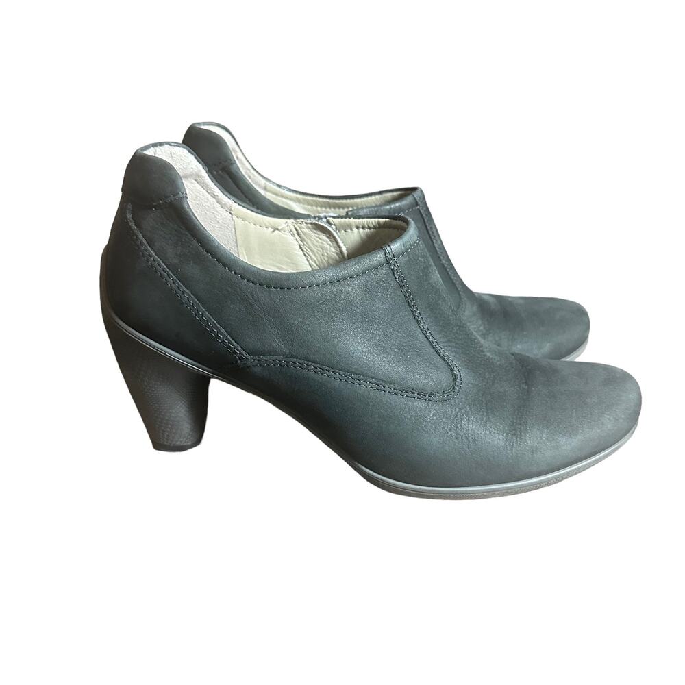 Ecco Sculptured Black Leather Heeled Booties - Size 7 / 7.5
